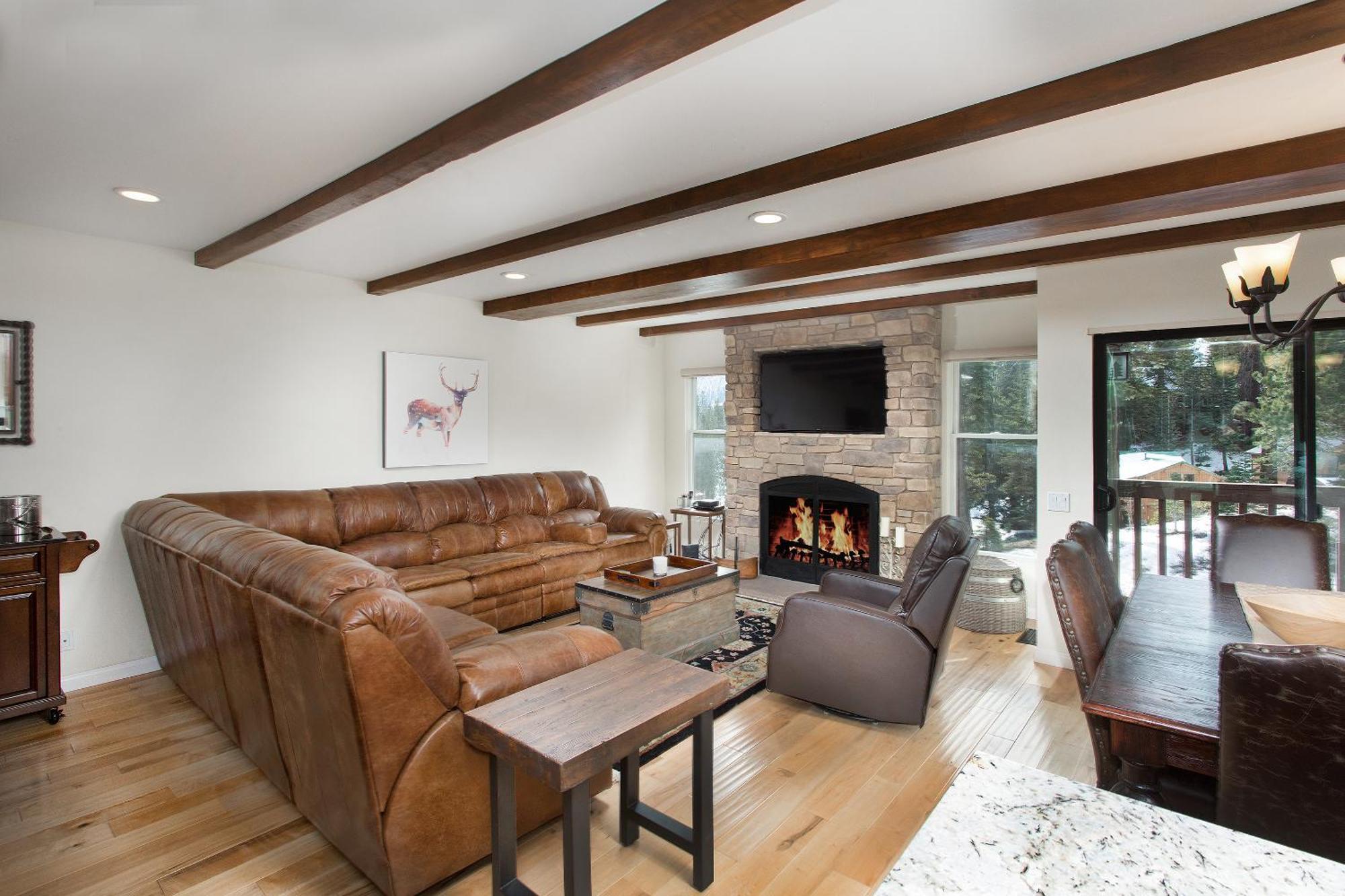 Val D'Isere At The Village By 101 Great Escapes Mammoth Lakes Bilik gambar