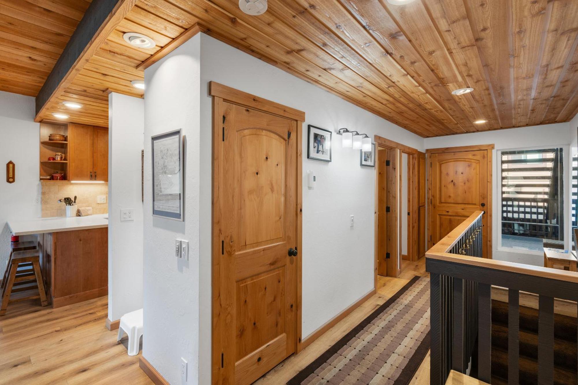 Val D'Isere At The Village By 101 Great Escapes Mammoth Lakes Bilik gambar