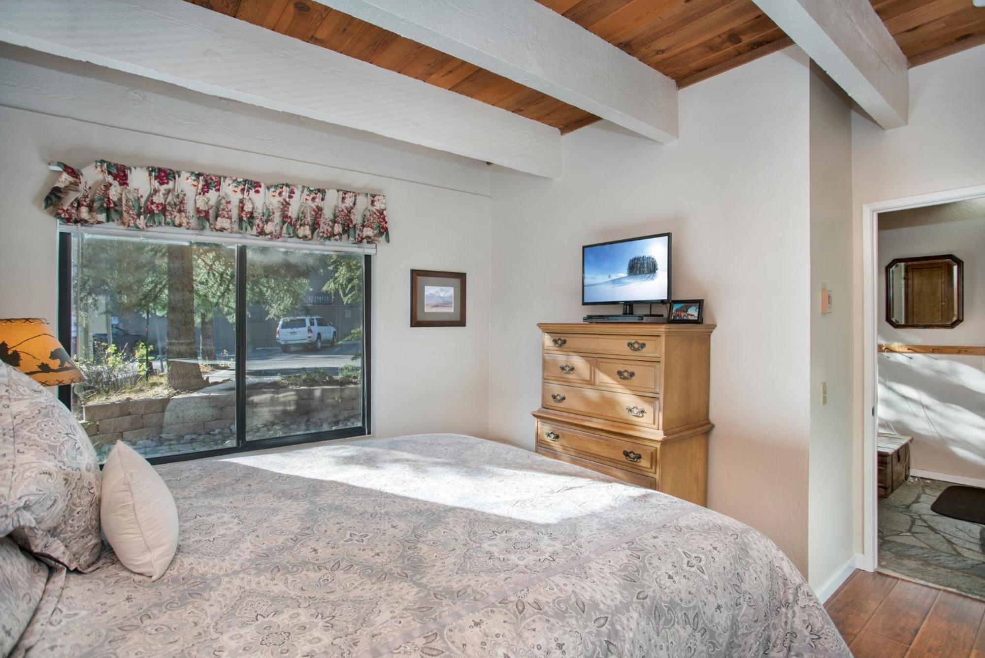 Val D'Isere At The Village By 101 Great Escapes Mammoth Lakes Bilik gambar